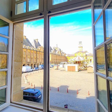 Grand Apt 130M2 Vue Place Ducale Charleville-Mézières Extérieur photo